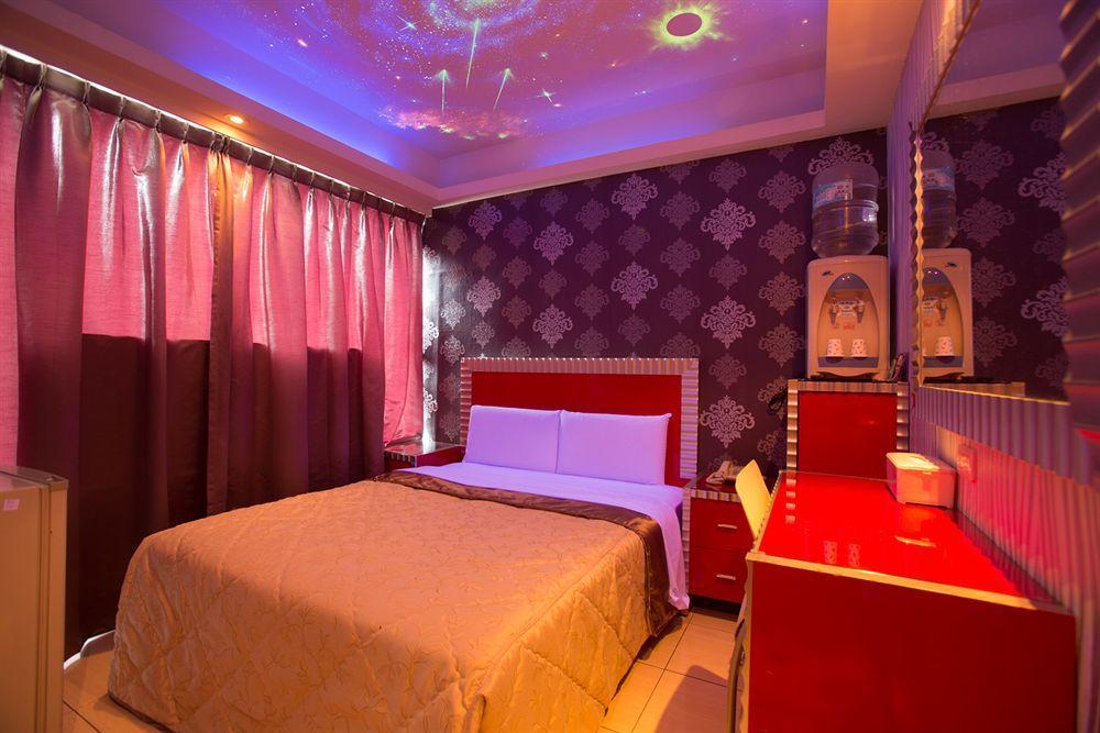 Happy Couples Boutique Hostel Taipei Extérieur photo