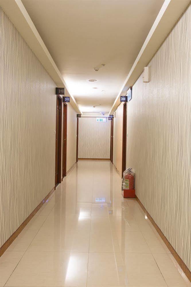 Happy Couples Boutique Hostel Taipei Extérieur photo